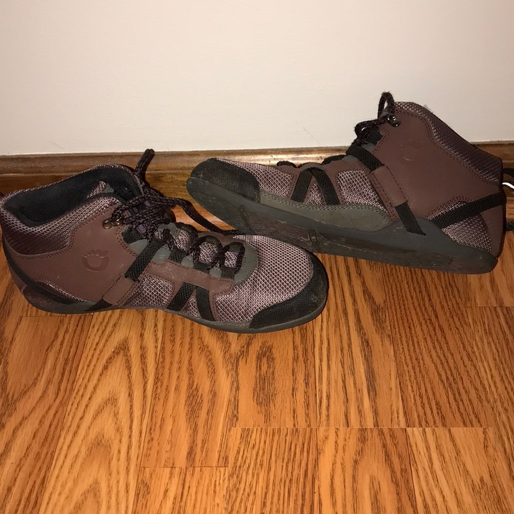 Minimalist Hiking Boots